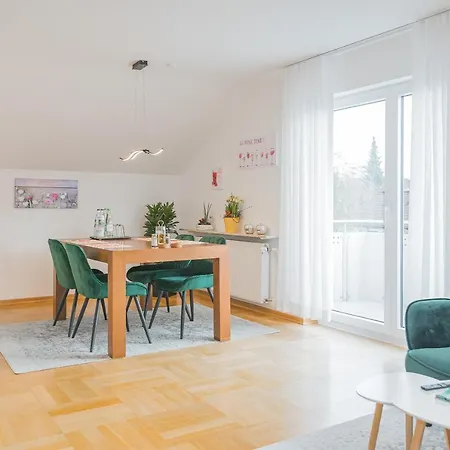 Ula's Design - Arbeitsplatz - Kuche - Parkplatz - Waschmaschine * Goeppingen
